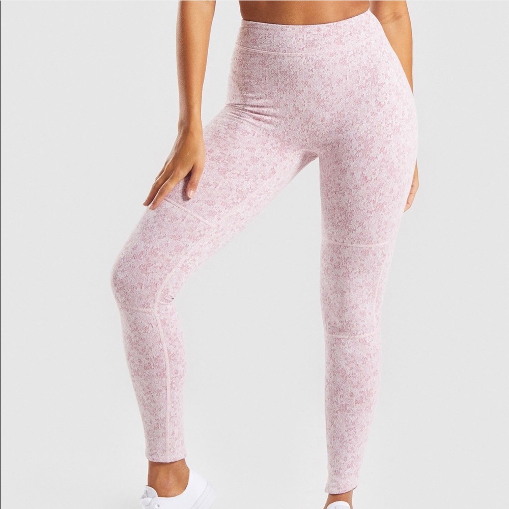 NWT GYMSHARK PINK FLEUR TEXTURE LEGGINGS